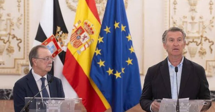 El PP acusa a Sánchez de perpetrar una «mentira de Estado» con Ceuta y exige su dimisión inmediata El PP acusa a Sánchez de perpetrar una «mentira de Estado» con Ceuta y exige su dimisión inmediata