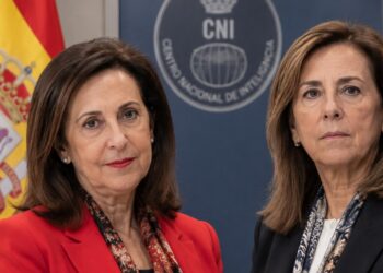 La mujer de confianza de Robles que dirige el CNI: ¿qué sabía Defensa antes de la entrada masiva en Ceuta? La mujer de confianza de Robles que dirige el CNI: ¿qué sabía Defensa antes de la entrada masiva en Ceuta?