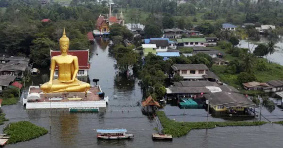 Inundaciones en Bangkok obligan a evacuar a 5.000 personas y afectan a 50.000 familias