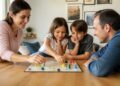 “Juegos de mesa: beneficios y clásicos para jugar en familia” “Juegos de mesa: beneficios y clásicos para jugar en familia”