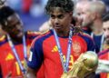 Lamine Yamal descarta hacer campaña para el Balón de Oro tras firmar un año histórico con el FC Barcelona y la Selección Española Lamine Yamal descarta hacer campaña para el Balón de Oro tras firmar un año histórico con el FC Barcelona y la Selección Española