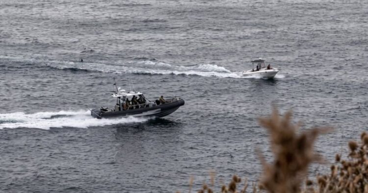 Las mafias cobran hasta 10.000 euros por cruzar desde Ceuta a la Península Las mafias cobran hasta 10.000 euros por cruzar desde Ceuta a la Península