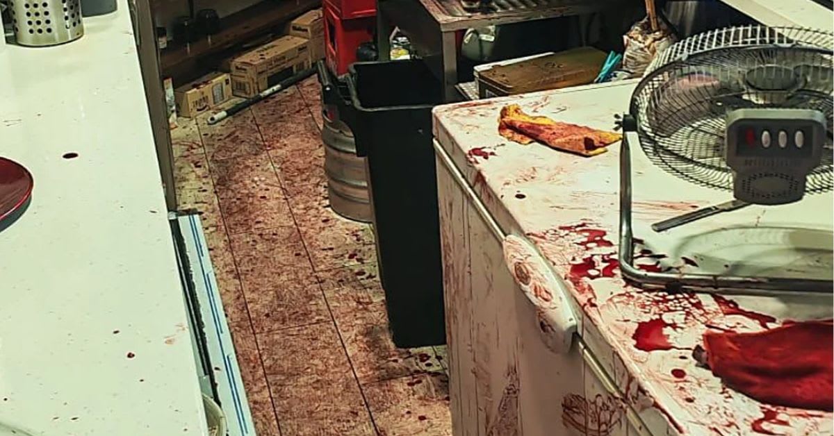Un miembro de los Latin King acuchilla a su pareja en un bar de Madrid en presencia de su hija pequeña Un miembro de los Latin King acuchilla a su pareja en un bar de Madrid en presencia de su hija pequeña