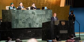 Macron defiende el multilateralismo y critica el doble rasero en la ONU Macron defiende el multilateralismo y critica el doble rasero en la ONU