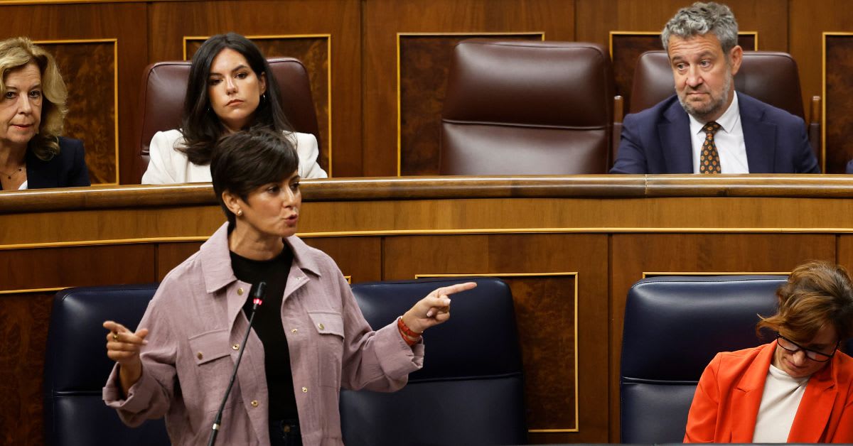 La ministra Rodríguez llama a «luchar contra la especulación» y acusa al PP de dar la espalda a la ciudadanía en materia de vivienda La ministra Rodríguez llama a «luchar contra la especulación» y acusa al PP de dar la espalda a la ciudadanía en materia de vivienda