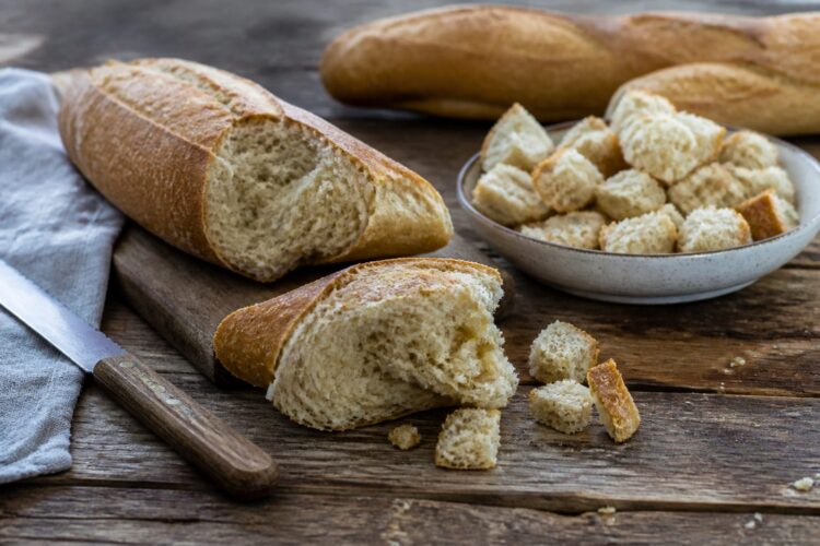 Pan duro: recetas y usos para no tirarlo