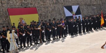 La crisis que vive Ceuta tras los sucesos de julio obliga a cancelar los actos de la Policía y la Guardia Civil La crisis que vive Ceuta tras los sucesos de julio obliga a cancelar los actos de la Policía y la Guardia Civil