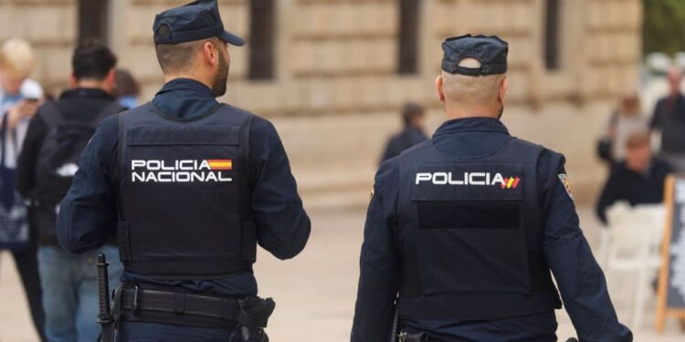 Agentes de la Policía Nacional