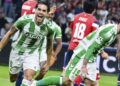 El Betis remonta al Lille (2-3) y firma un triunfal regreso a la Champions League 21 años después El Betis remonta al Lille (2-3) y firma un triunfal regreso a la Champions League 21 años después