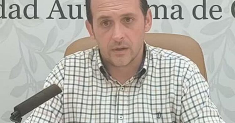 Redondo Pacheco critica plan de Sánchez para inmigrantes