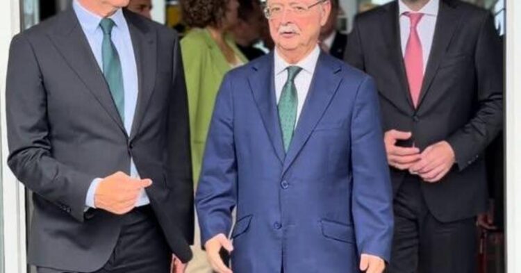 Feijóo y Weber visitan Ceuta por la crisis fronteriza