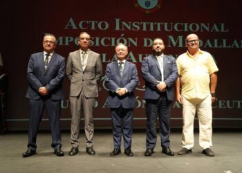 Vivas afirma que Ceuta superará el momento crítico