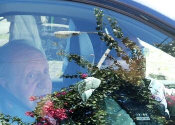 El Rey Juan Carlos I regresa a España para competir en las regatas de Galicia y reencontrarse con su familia