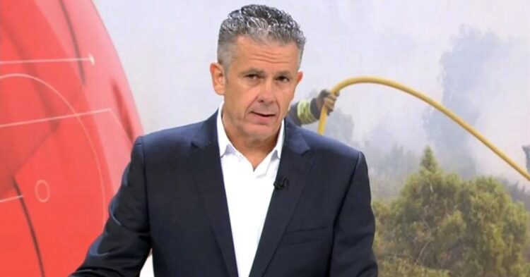 Roberto Arce se despide de ‘Noticias Cuatro’ tras 12 años para incorporarse a Informativos Telecinco Roberto Arce se despide de ‘Noticias Cuatro’ tras 12 años para incorporarse a Informativos Telecinco