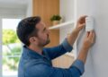 Seguridad en casa en septiembre: qué revisar en alarmas, detectores y hábitos