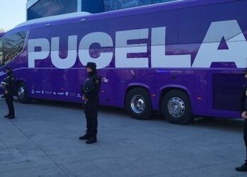 El Real Valladolid halla en Jerez a un menor marroquí oculto en los ejes de su autobús