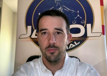 JUPOL y CEP exigen la dimisión del delegado del Gobierno tras censurar las cargas policiales en la Complutense JUPOL y CEP exigen la dimisión del delegado del Gobierno tras censurar las cargas policiales en la Complutense