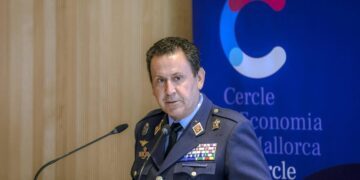 El teniente general Miguel Ivorra reconoce el rearme de Marruecos y advierte de que el veto de España a Israel afecta a la defensa