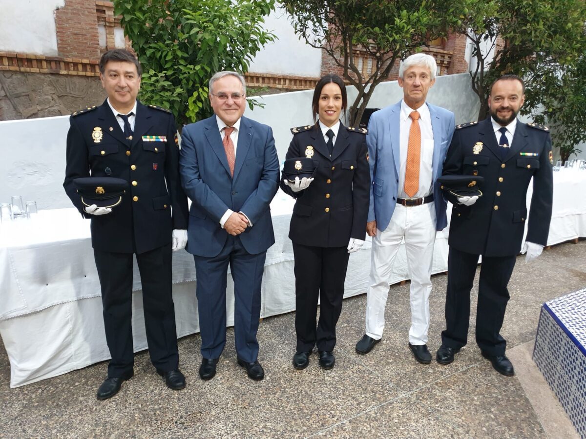 Carlos Pavón en un acto de la Policía Nacional
