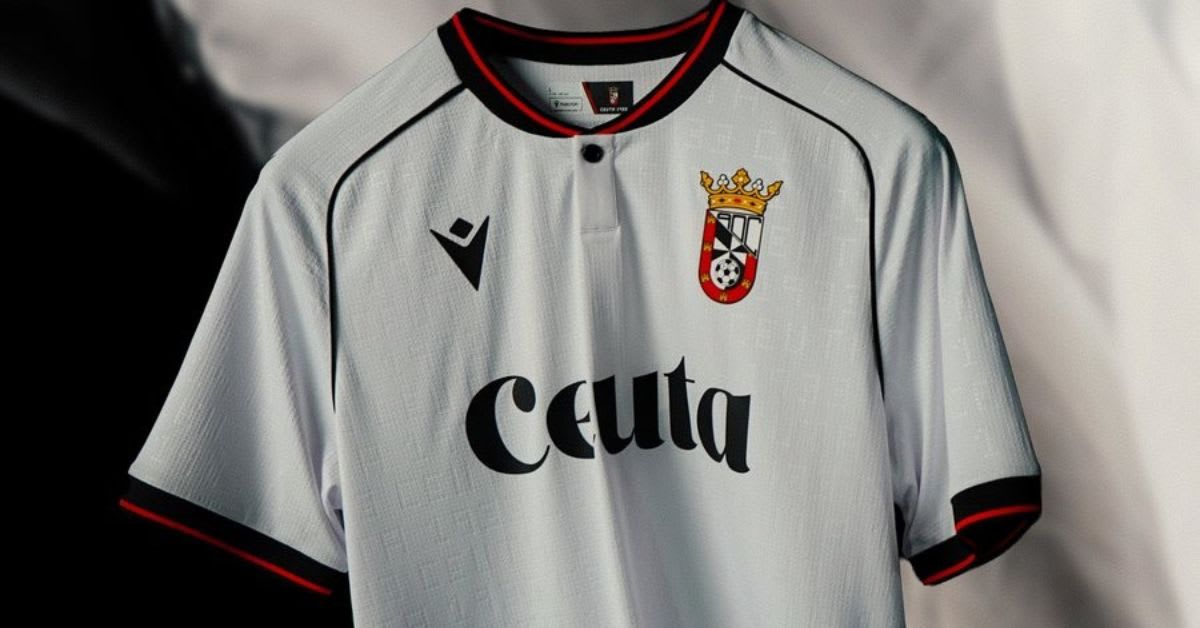 La camiseta de la AD Ceuta se convierte en la más vendida de LaLiga Hypermotion La camiseta de la AD Ceuta se convierte en la más vendida de LaLiga Hypermotion
