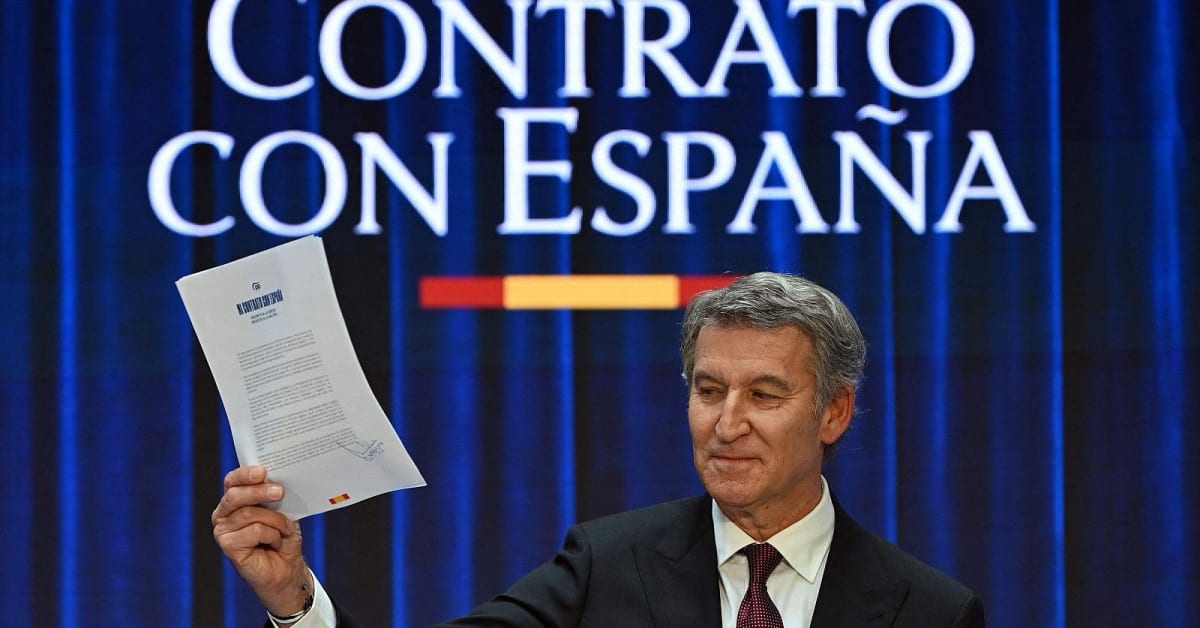 Alberto Núñez Feijóo presenta su ‘Contrato con España’ con promesas de reconstrucción nacional Alberto Núñez Feijóo presenta su ‘Contrato con España’ con promesas de reconstrucción nacional