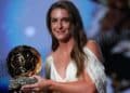 Alexia Putellas recupera la corona del Balón de Oro y alcanza su tercer galardón internacional Alexia Putellas recupera la corona del Balón de Oro y alcanza su tercer galardón internacional