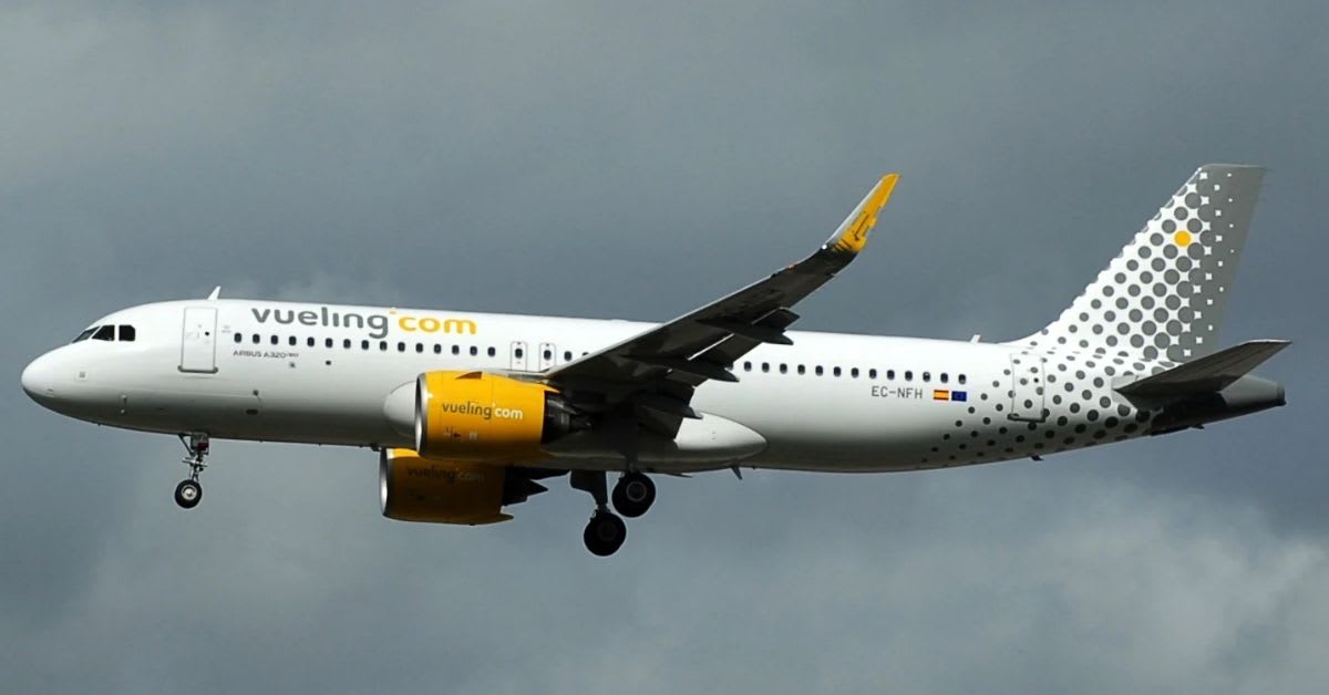 Un aviso de bomba obliga a activar un dispositivo de emergencia en un avión de Vueling en Gran Canaria Un aviso de bomba obliga a activar un dispositivo de emergencia en un avión de Vueling en Gran Canaria
