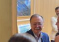Juan Vivas recibe a ceutíes preocupados por la situación actual Juan Vivas recibe a ceutíes preocupados por la situación actual