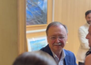 Juan Vivas recibe a ceutíes preocupados por la situación actual Juan Vivas recibe a ceutíes preocupados por la situación actual