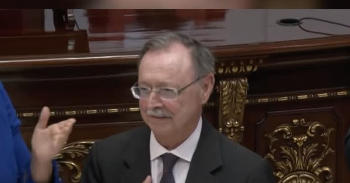 Juan Vivas recibe Medalla de Honor de València en Ceuta Juan Vivas recibe Medalla de Honor de València en Ceuta