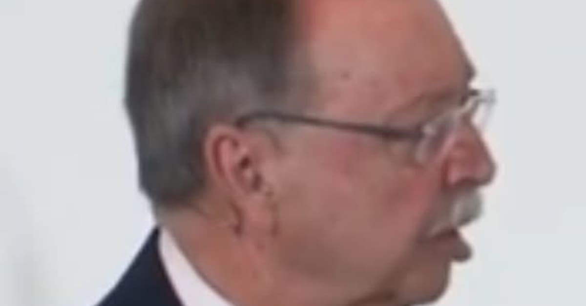 Juan Vivas exige explicaciones al Gobierno sobre su inacción Juan Vivas exige explicaciones al Gobierno sobre su inacción