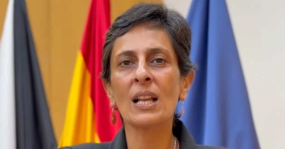 Kissy Chandiramani reafirma apoyo a pymes y autónomos en Ceuta Kissy Chandiramani reafirma apoyo a pymes y autónomos en Ceuta