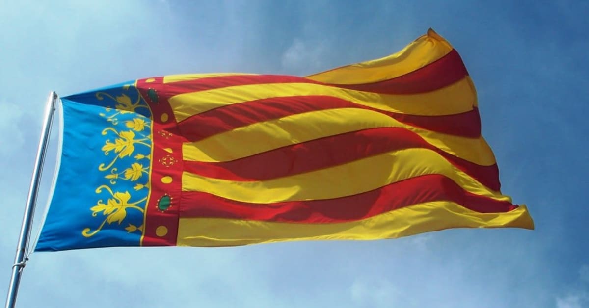 Ceuta recibe la Alta Distinción de la Generalitat Valenciana Ceuta recibe la Alta Distinción de la Generalitat Valenciana