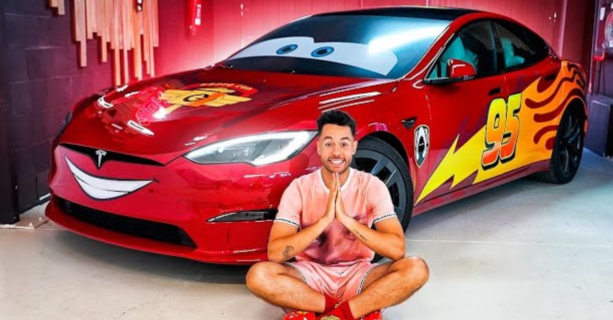 Consumo multa con 750.000 euros a TheGrefg por la rifa ilegal de su coche de lujo Consumo multa con 750.000 euros a TheGrefg por la rifa ilegal de su coche de lujo