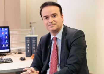 Iván Redondo vivió durante 14 años en un piso de alquiler social un 50% más barato en el exclusivo barrio de Salamanca