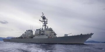 Estados Unidos refuerza el escudo antimisiles en Rota con la llegada de su sexto destructor y pone el foco en la cooperación con España