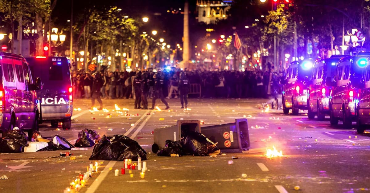 Disturbios en Barcelona: más de cien detenidos tras protestas violentas Disturbios en Barcelona: más de cien detenidos tras protestas violentas