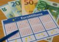 El Euromillones del 9 de octubre deja un nuevo millonario en Almendralejo mientras se dispara el bote El Euromillones del 9 de octubre deja un nuevo millonario en Almendralejo mientras se dispara el bote