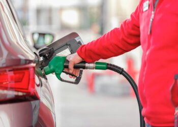 El Gobierno aprueba nuevo paquete de ayudas para combatir el alza de precios energéticos El Gobierno aprueba nuevo paquete de ayudas para combatir el alza de precios energéticos