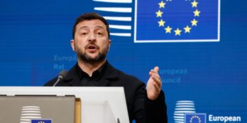 Estados Unidos se distancia de Zelenski mientras Europa refuerza su apoyo a Ucrania Estados Unidos se distancia de Zelenski mientras Europa refuerza su apoyo a Ucrania