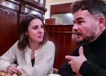 Gabriel Rufián e Irene Montero irán juntos a ‘La Revuelta’ de David Broncano este miércoles Gabriel Rufián e Irene Montero irán juntos a ‘La Revuelta’ de David Broncano este miércoles