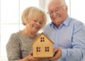 La ventaja fiscal de Hacienda para mayores de 65 años que den su casa a sus hijos La ventaja fiscal de Hacienda para mayores de 65 años que den su casa a sus hijos