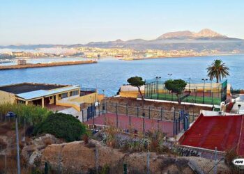Una avería de cableado deja a 600 vecinos de Ceuta sin internet ni cobertura telefónica