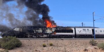 Incendio en un AVE de Renfe en Zaragoza reaviva preocupaciones sobre la flota S100 Incendio en un AVE de Renfe en Zaragoza reaviva preocupaciones sobre la flota S100