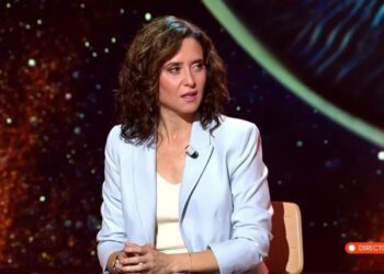 Isabel Díaz Ayuso arremete contra Pedro Sánchez en ‘Horizonte’: «Se nos ha colado un dictador en el sistema»
