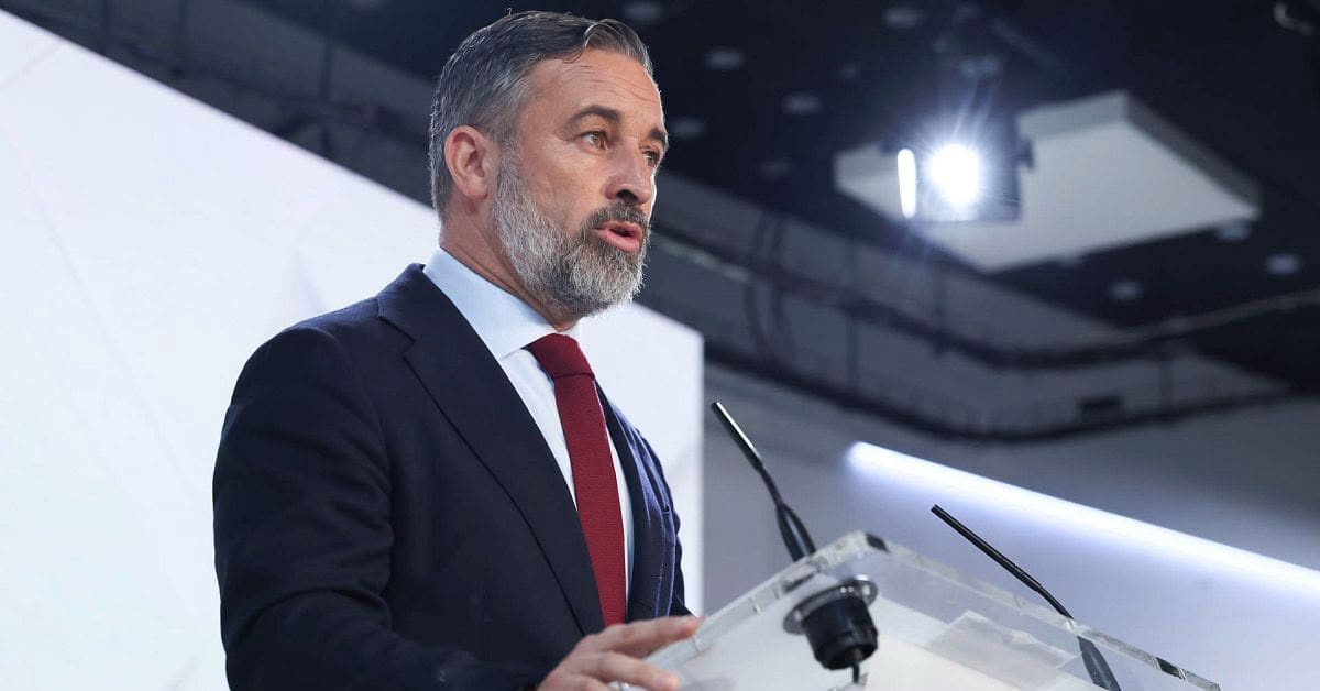 Vox propone negociar con el PP para frenar a la izquierda en el Senado Vox propone negociar con el PP para frenar a la izquierda en el Senado