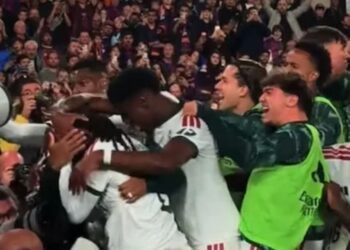 LaLiga denunciará ante el Comité de Disciplina las agresiones con banderas a Camavinga en el Camp Nou