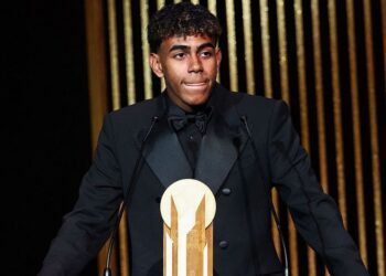 Lamine Yamal fleta un avión privado para viajar con todo su entorno a la gala del Balón de Oro en Londres Lamine Yamal fleta un avión privado para viajar con todo su entorno a la gala del Balón de Oro en Londres