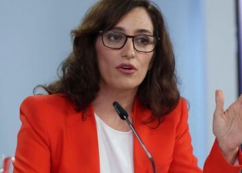 Mónica García renuncia a la lista de Frente Amplio para las generales del 29-N y se enfoca en las autonómicas Mónica García renuncia a la lista de Frente Amplio para las generales del 29-N y se enfoca en las autonómicas