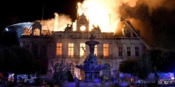 Protestas en Francia dejan un muerto y 1.200 detenidos